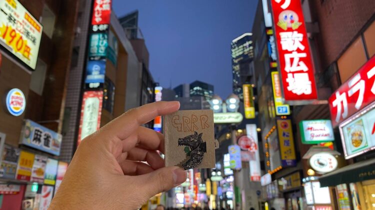 When I write Tokyo, my hands think miniatures: a mini-exhibition of Naranja in Japan.